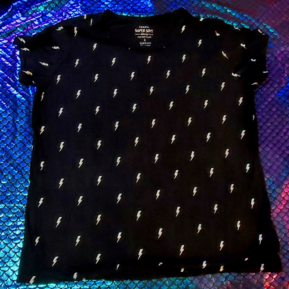 Torrid lightning tee
